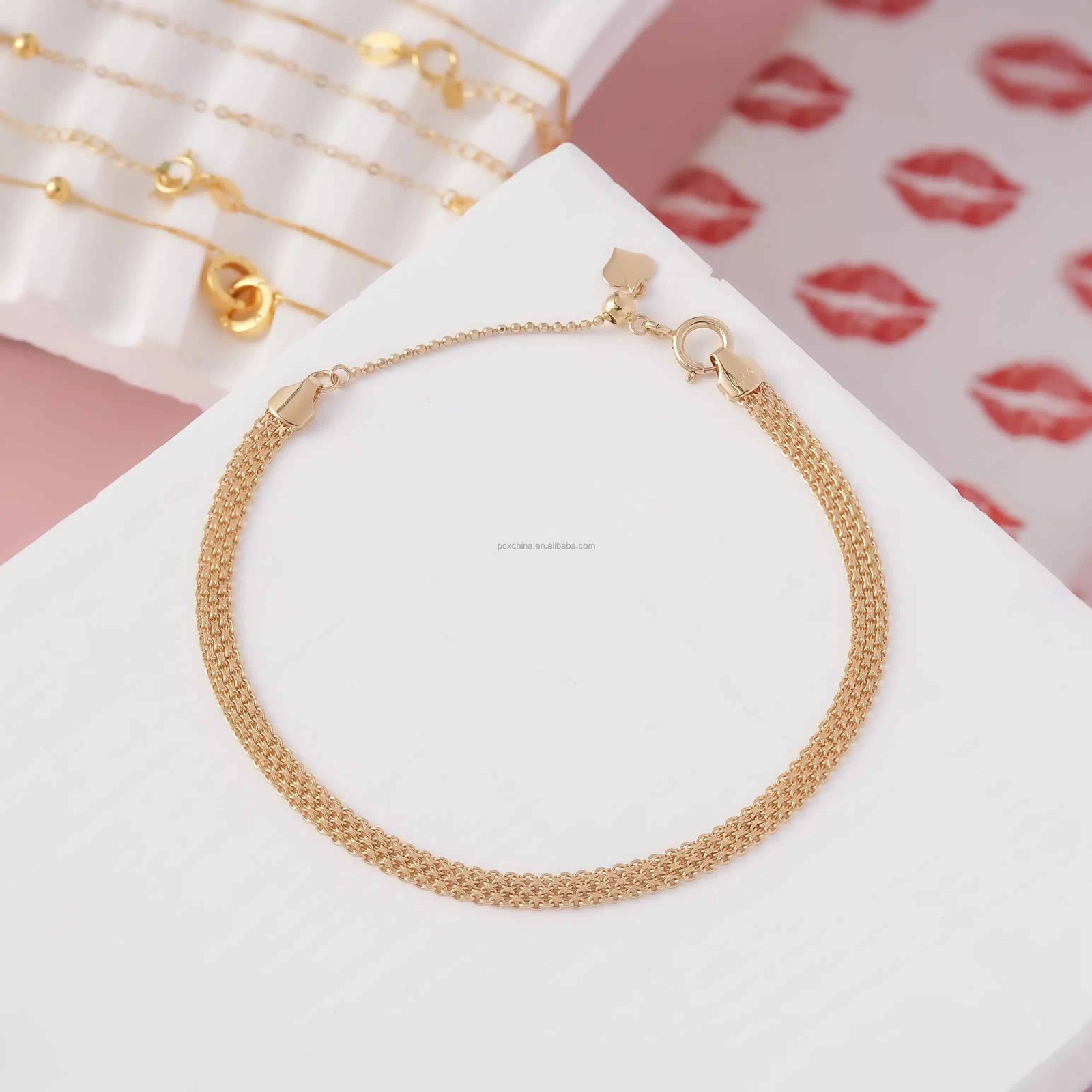 Hfbe75fd136384cbfa441c67f46a3310